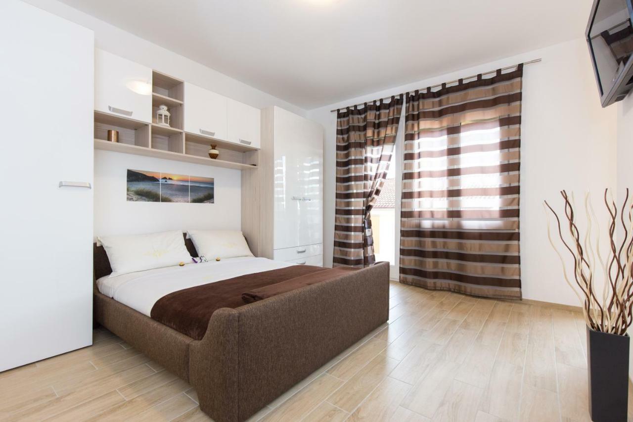 Guest House Krk Town Centre Экстерьер фото