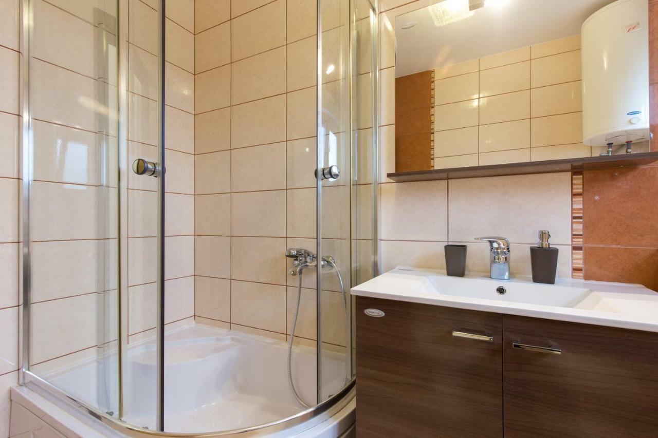 Guest House Krk Town Centre Экстерьер фото